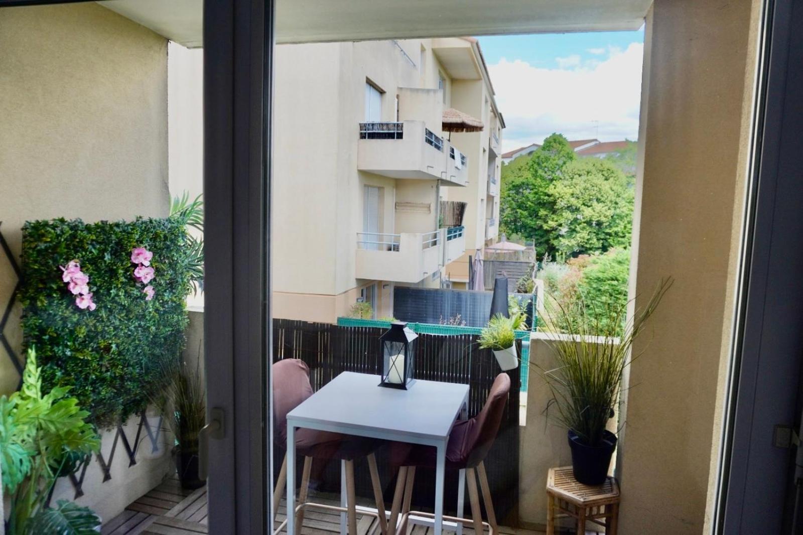 T2 Lumineux Et Piscine Lejlighed Montpellier Eksteriør billede